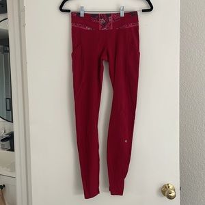 SIZE 4 RED LULULEMON LEGGINGS